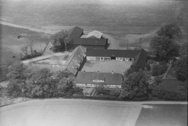 Håstrupgård, Det Kongelige Bibliotek, Sylvest Luftfoto 1947