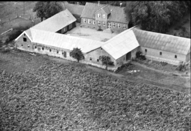 Enghavegård Klattrup Bygade 15, Det Kongelige Bibliotek Aalborg Luftfoto 1948 til 1952